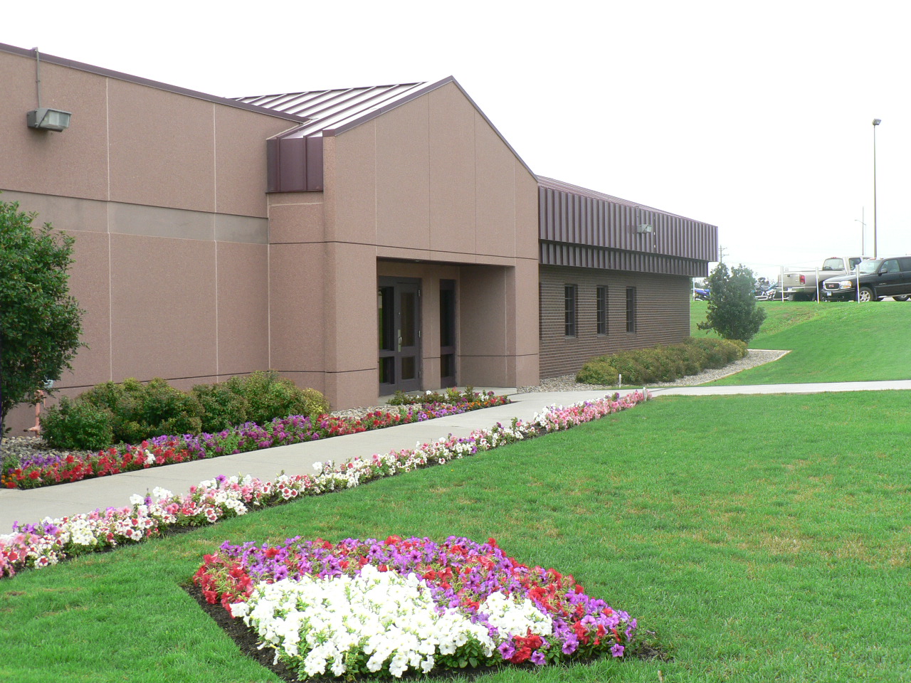 Sioux Falls Minimum Center exterior